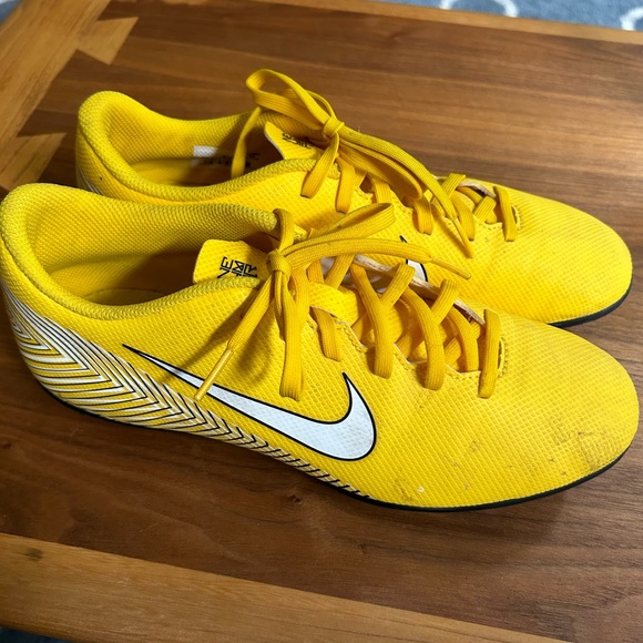 Nike Shoes - Nike Mercurial Vapour 9 Pro FG Neymar